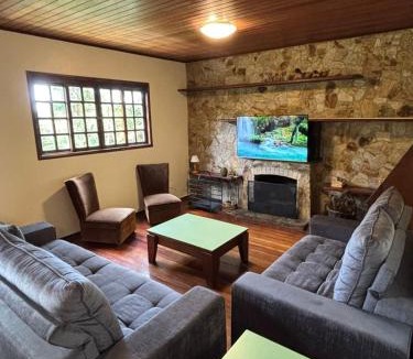 Campos do Jordao Apartment | Charme e conforto na Montanha - Condomínio no Morro do Elefante, próximo ao centro