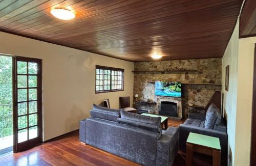 Campos do Jordao Apartment | Charme e conforto na Montanha - Condomínio no Morro do Elefante, próximo ao centro