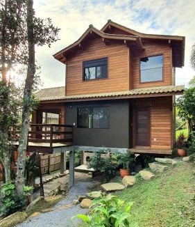 Garopaba House | Charme e conforto - surf pertinho de casa