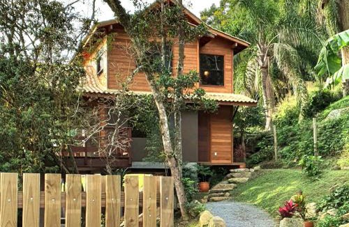 Garopaba House | Charme e conforto - surf pertinho de casa