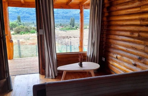 La Bolsa Cottage | Charming 4-bedroom cottage in superb Villa Lago Rivadavia with WiFi