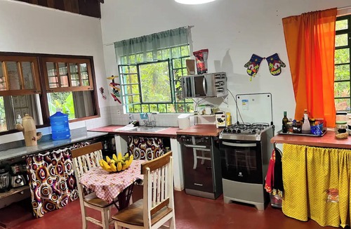 Brotas Cottage | Charming and rustic house with a heated pool and hot tub!