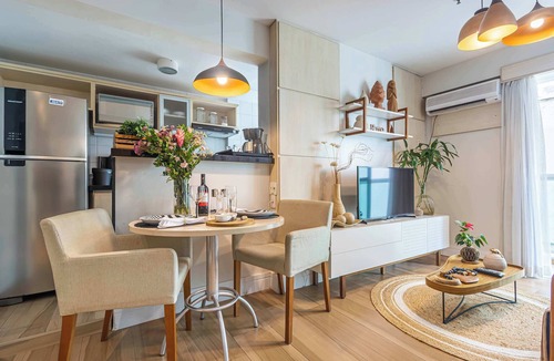 Zona Sul Apartment | Charming Apartment with Pool in Botafogo