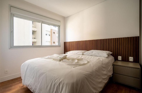 Itajai Apartment | Charming apt w/balcony 150m from the beach ABC0403
