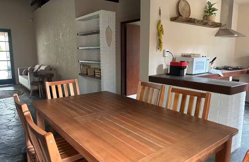 Downtown Ubatuba House | Charming, Comfortable and Privileged Refuge in Ubatuba