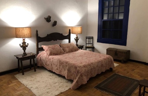 Campinas House | Charming farm from the coffee era, surrounded by abundant nature.