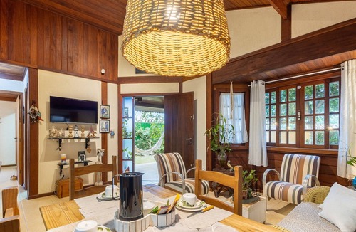 Barra Velha Apartment | Charming House With BBQ by the sea Mon0099