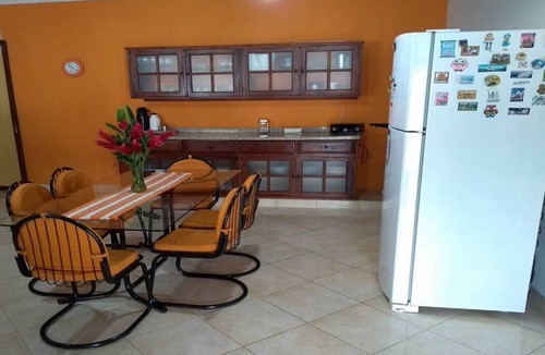 Ponte Branca House | Charming house with pool, 3 bedrooms, one suite, WI-FI, air conditioning.