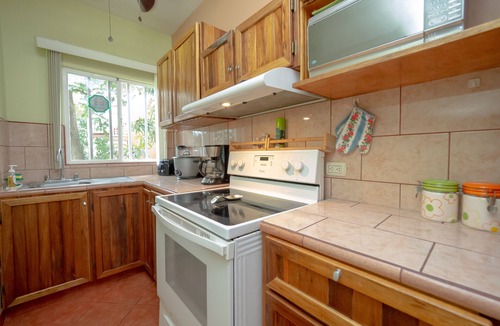 Jaco Apartment | Charming Mountain View Alta Vista
