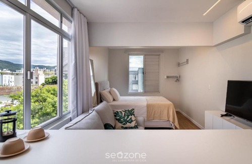 Itacorubi Apartment | Charming Studio in Itacorubi JVV303