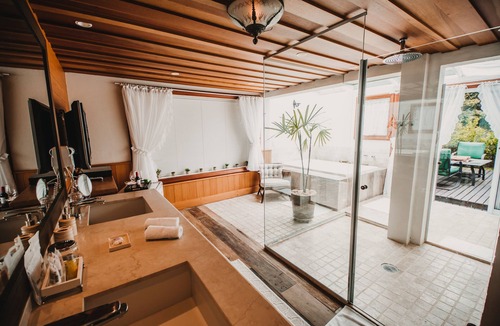 Vila Everest Hotel | Chateau La Villette