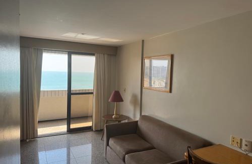 Meireles Hotel | Chic hotel suite in fabulous Meireles Fortaleza with WiFi, fitness room