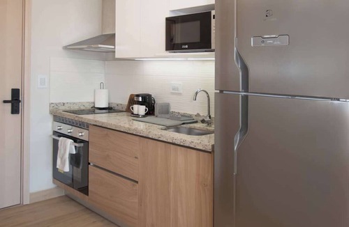 Asuncion Apartment | Chic Studio | Malls, Pool, Gym & Rooftop View