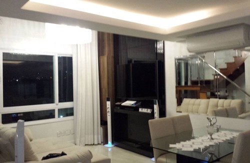 Passo da Areia Apartment | Cinema Duplex, Beautiful and Complete! 2 blocks from Iguatemi Shopping Mall