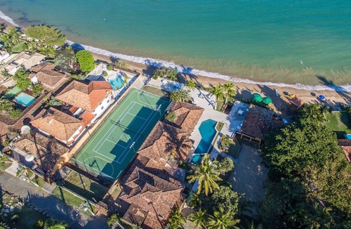 Village da Ferradura Villa | Cinematográfica Mansão Pé na Areia