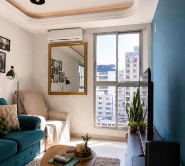 Centro Apartment | City View - Garage - Walk to Public Market