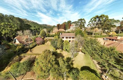 Loteamento Jardim Veu da Noiva House | CJ0. Sua casa de Campo em Campos do Jordão