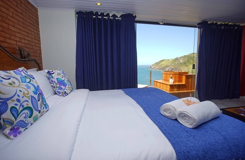Buzios Hotel | Cliffside Luxury Inn