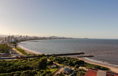 Penha Apartment | Clube Frente Mar | Sauna | Piscina | Beto Carrero