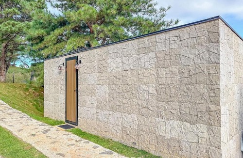 Jardim Europa Apartment | CNB - Mountain View Cabins in Campos do Jordão