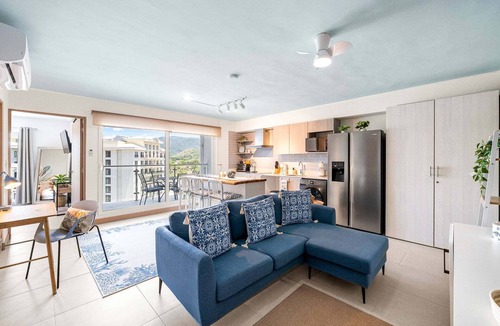 Barrio Santa Lucia Apartment | Coastal Art Condo Near Jacó Beach