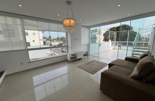 Ingleses do Rio Vermelho Apartment | Cobertura ampla