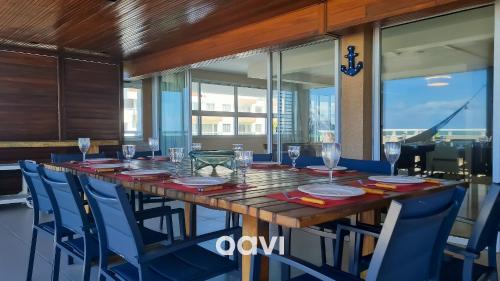 Alcacus Apartment | Cobertura Beira-Mar com Vista em Búzios by Qavi