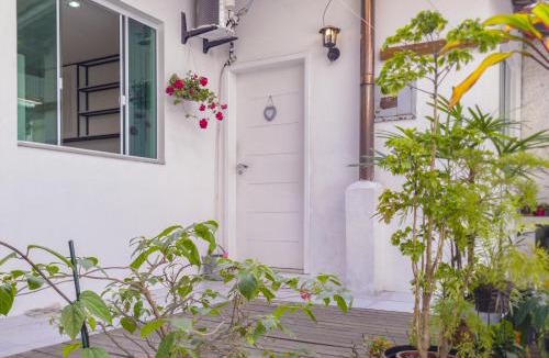 Carvoeira House | Coliving Stela Mares