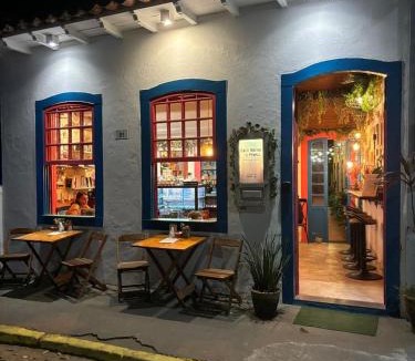 Pontal House | Com Verso e Prosa RePouso - SIMPLES e charmosa a poucos passos do centro histórico