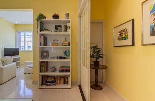 Leblon Apartment | Comfort 4 minutes from Leblon Beach | AP801