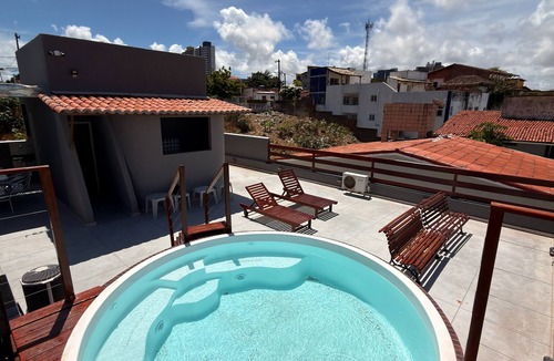 Ponta Negra House | Comfort and safety for your family/friends with a view of Morro do Careca!