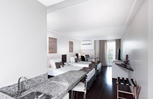 Cavaleiros Hotel | Comfort Suites Macae