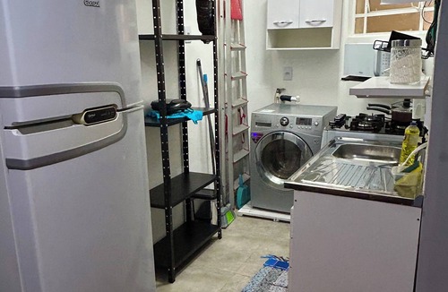 Gloria Apartment | Comfortable apartment in Glória close to the subway.