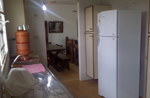 Sao Pedro House | Comfortable house with swimming pool, barbecue, terrace and views of greenery