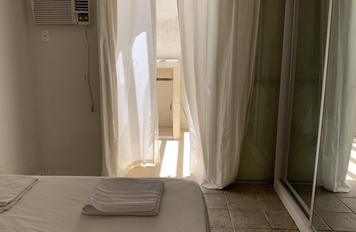 Niteroi House | Comfortable house 1 kilometer from Itacoatiara beach swimming pool barbecue area