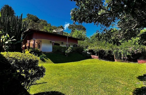 Lindoia House | Complete Country House with Private Pool, 4 Suites and Pet Area – Lindóia