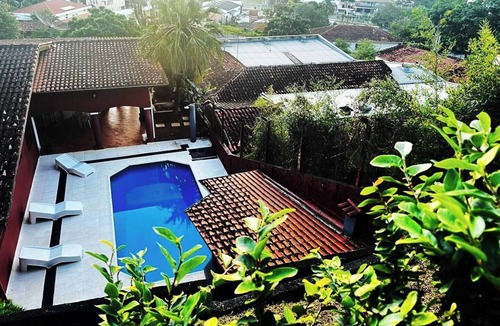 Lindoia House | Complete Country House with Private Pool, 4 Suites and Pet Area – Lindóia