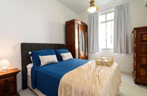 Copacabana Apartment | Complete 1BDR 400m from the Beach | SL 363/304