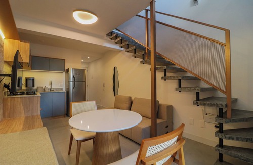 Lagoa Pequena Apartment | Complete Loft - New Campeche. Swimming pool, gym, laundry facilities, and close to the beach.