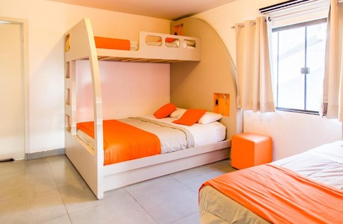 Vila Yolanda Hostel | Concept Design Hostel & Suites