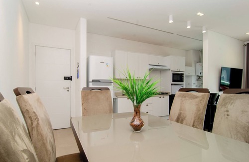Saco Grande Apartment | Condomínio Club ao lado do Floripa Shopping RA5043