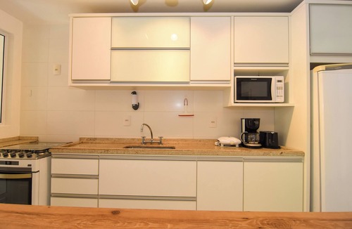 Campeche Norte Apartment | Condomínio Clube com acesso direto p/Praia P1210