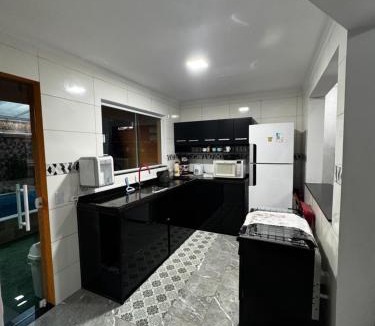 Cibratel II House | Condomínio pé na areia Itanhaém