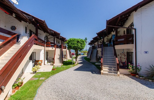 Ponta das Canas Apartment | Condomínio Pé na Areia em Ponta das Canas CA1639