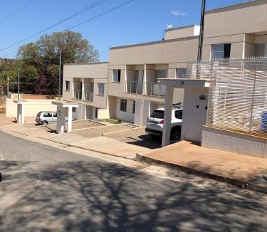 Canoeiros House | Condomínio Recanto dos Dourados - Casa de Temporada