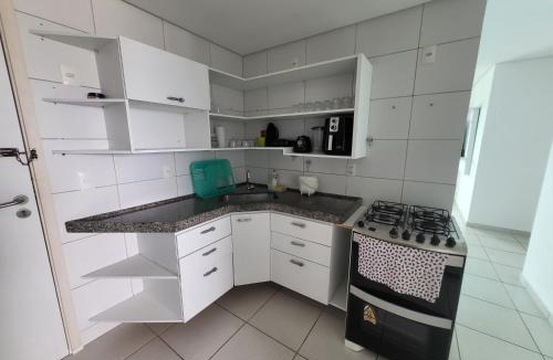 Boa Vista Apartment | Confortável apartamento com 2 quartos, sendo um suíte, varanda, ampla sala, cozinha área de serviço e banheiro social