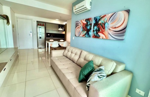 Matriz Apartment | Confortável Apt 2 Quartos frente Shopping Curitiba