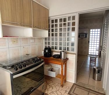 Sao Joao da Boa Vista House | Confortável e bem localizada, com 2 quartos e garagem