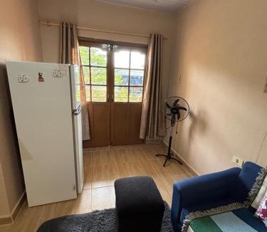 Fernando De La Mora Apartment | Confort moderno, cerca de todo