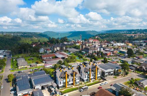 Carniel Apartment | Conforto a 900m do Super Carros by Achei Gramado